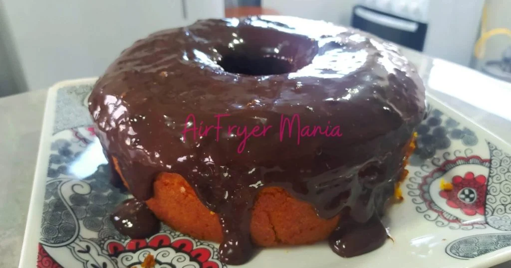 Como fazer bolo de cenoura na AirFryer - Estadão